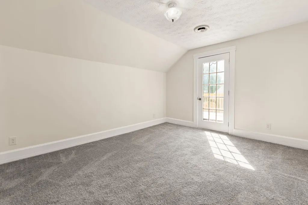518 W Lakeshore Drive Burnside KY 42519