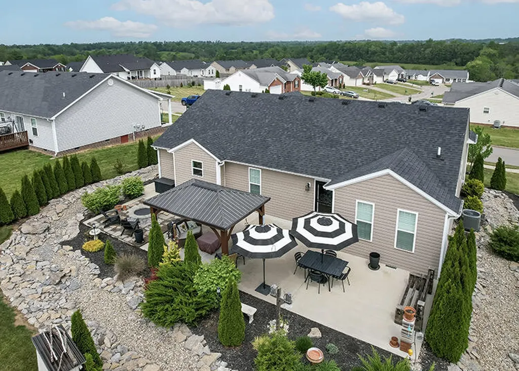 122 Max Cavnes Road Danville KY 40422