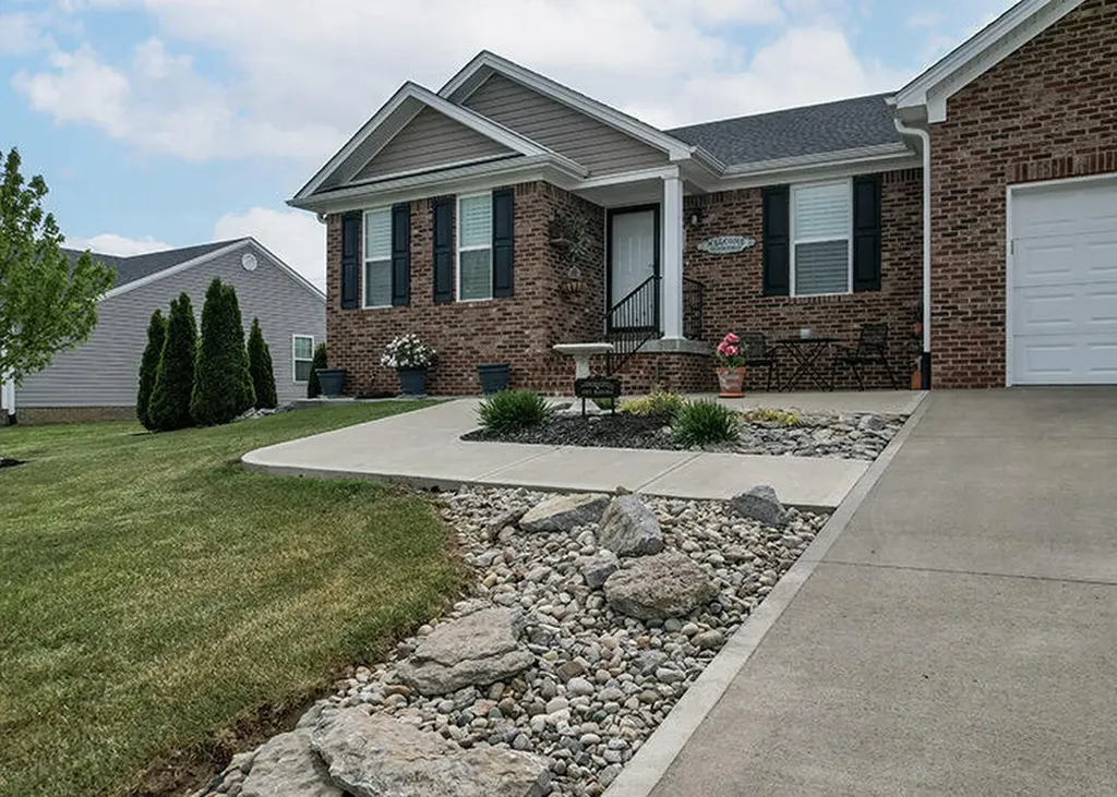 122 Max Cavnes Road Danville KY 40422
