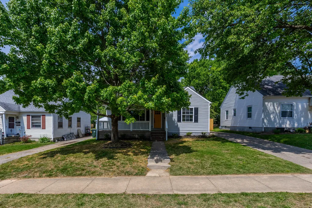 829 Marcellus Drive Lexington KY 40505