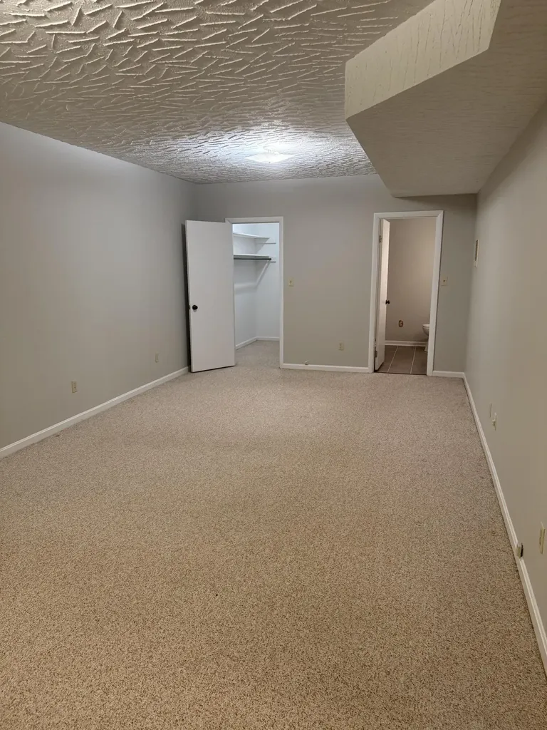 3487 Ormond Circle Lexington KY 40517