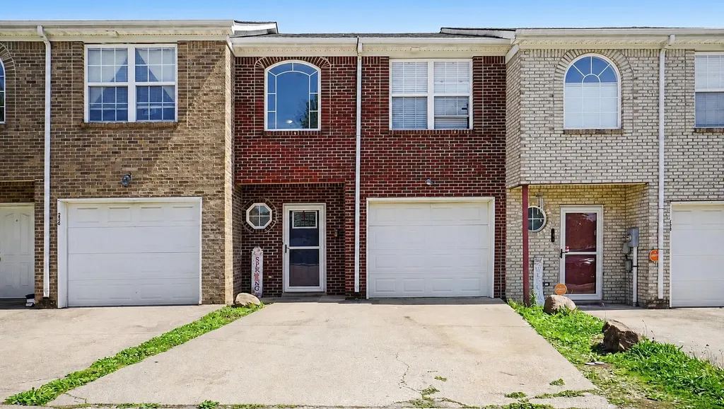 238 Bass Pond Glen Drive Nicholasville KY 40356