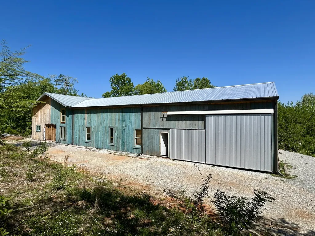 86 Rose Point Somerset KY 42503