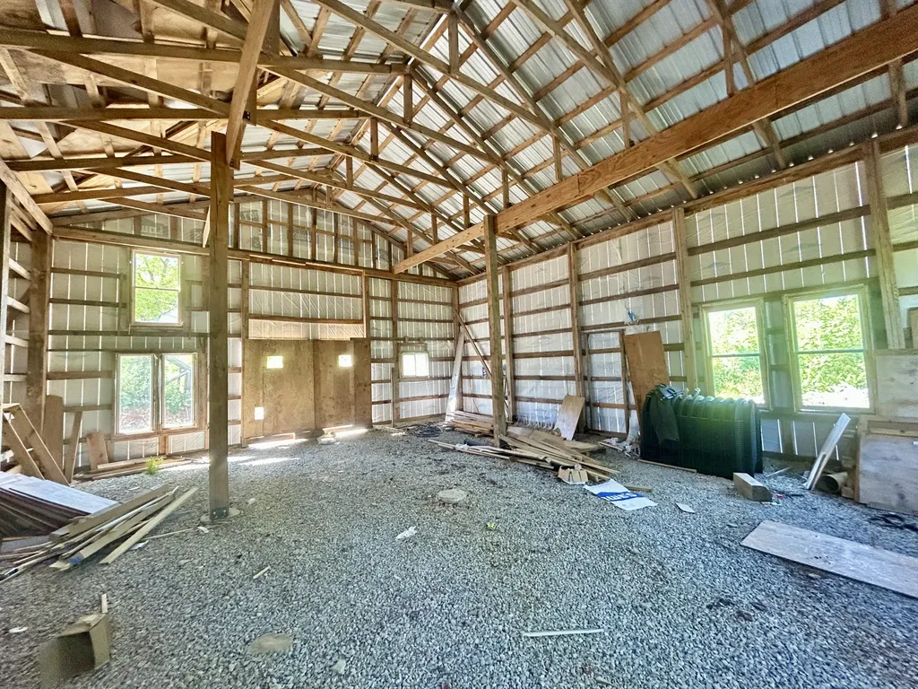 86 Rose Point Somerset KY 42503