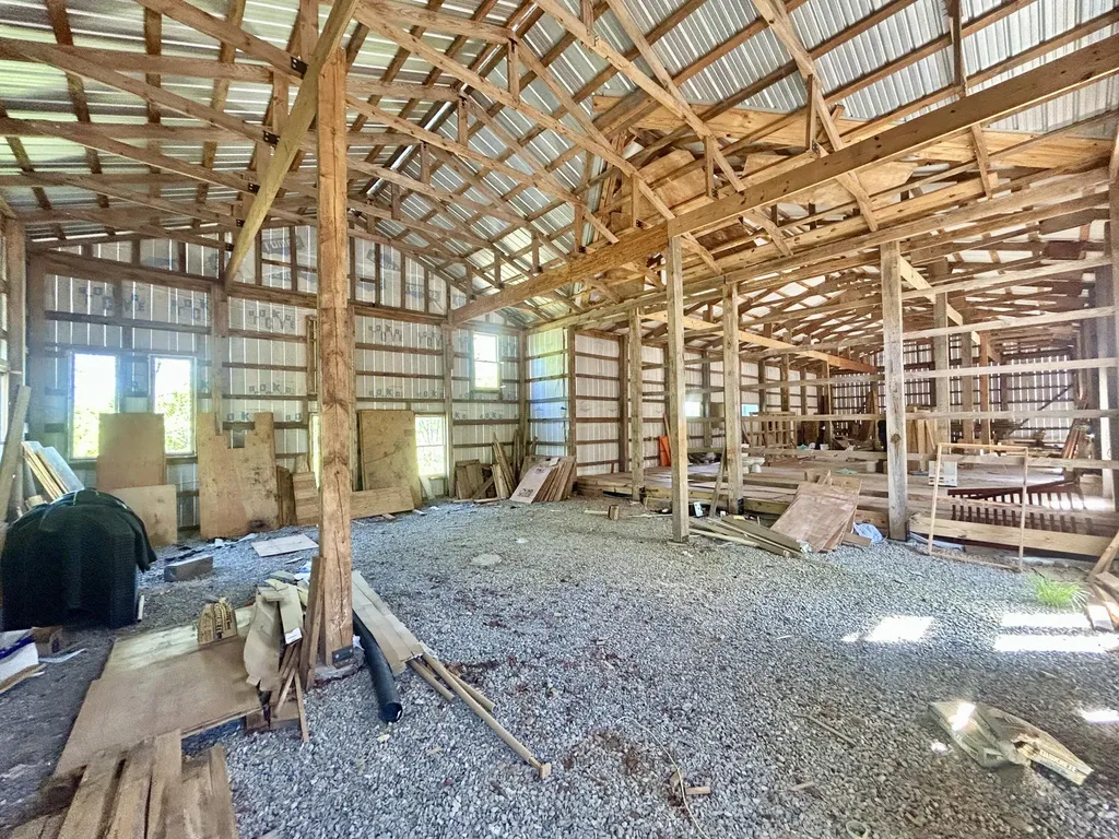 86 Rose Point Somerset KY 42503