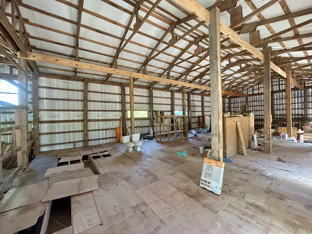 86 Rose Point Somerset KY 42503