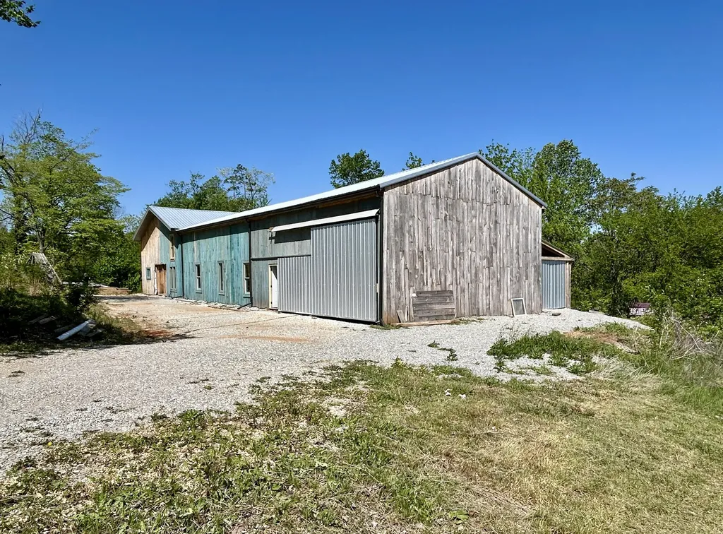 86 Rose Point Somerset KY 42503