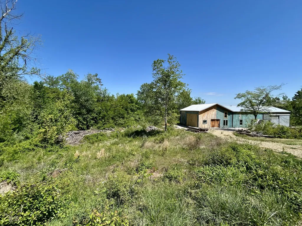 86 Rose Point Somerset KY 42503