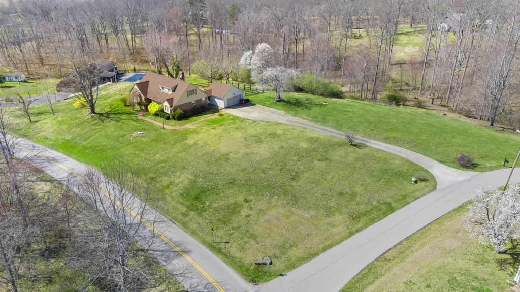 29 Quails Run Lane West Liberty KY 41472