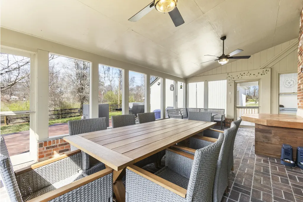 29 Quails Run Lane West Liberty KY 41472