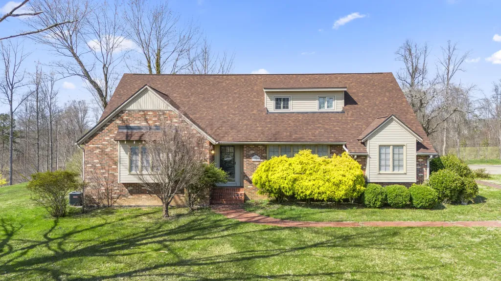 29 Quails Run Lane West Liberty KY 41472