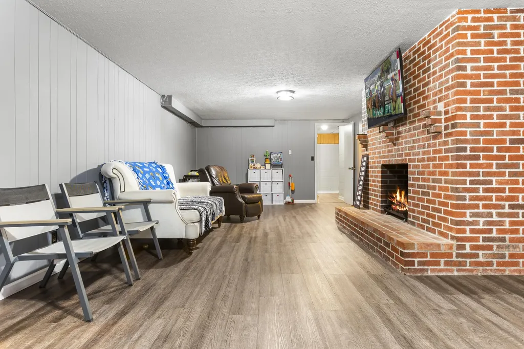 29 Quails Run Lane West Liberty KY 41472