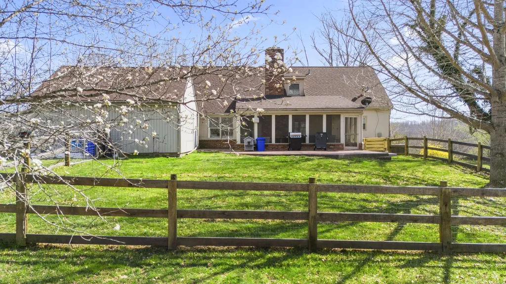 29 Quails Run Lane West Liberty KY 41472