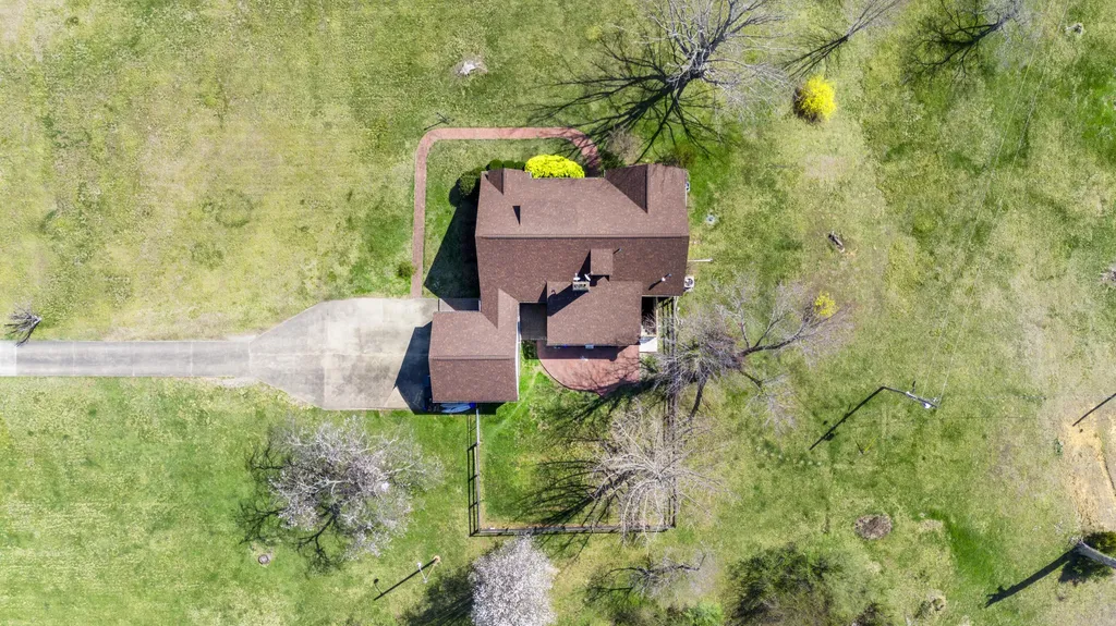 29 Quails Run Lane West Liberty KY 41472