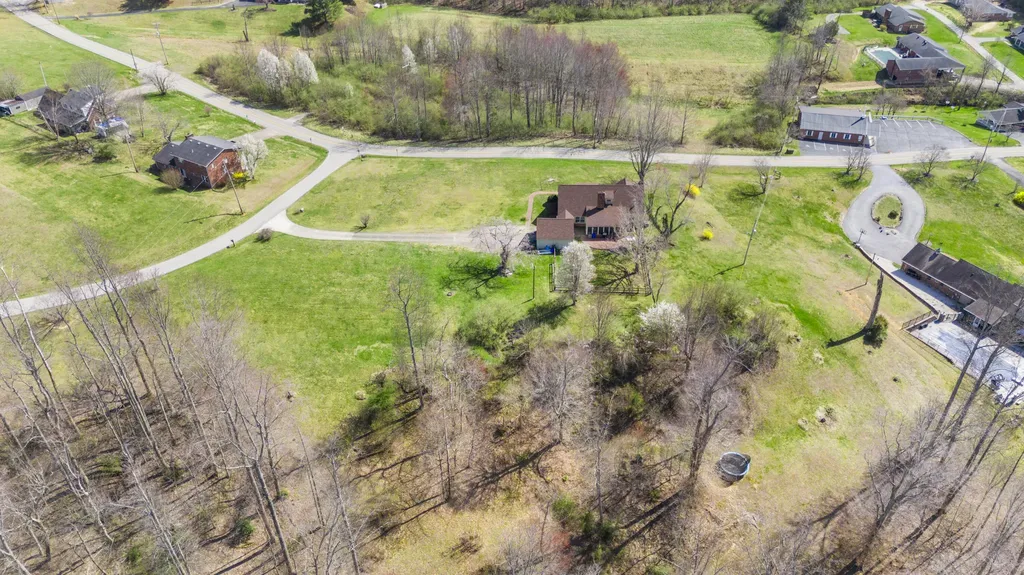 29 Quails Run Lane West Liberty KY 41472