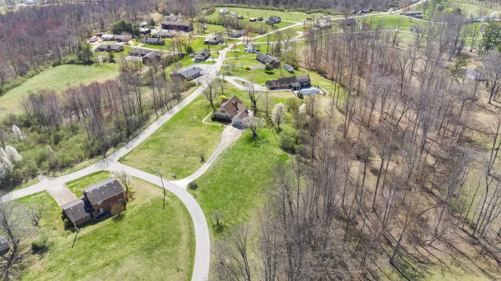 29 Quails Run Lane West Liberty KY 41472
