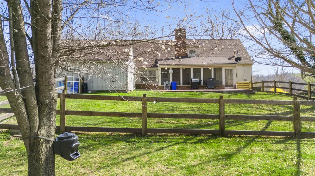 29 Quails Run Lane West Liberty KY 41472