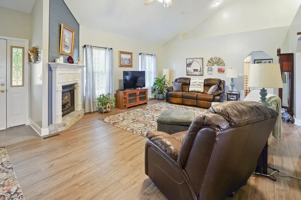 145 Hidden Creek Drive Somerset KY 42503