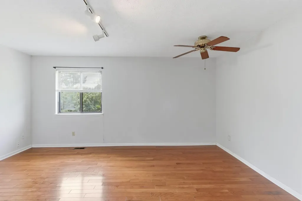 1644 Prairie Circle Lexington KY 40515