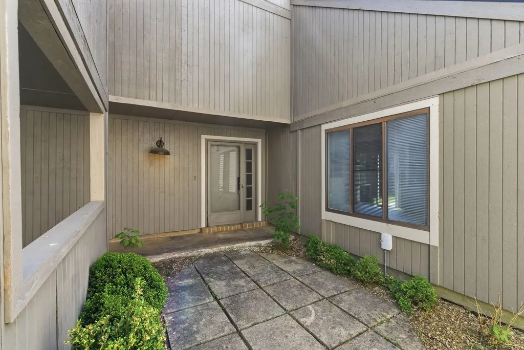 1644 Prairie Circle Lexington KY 40515