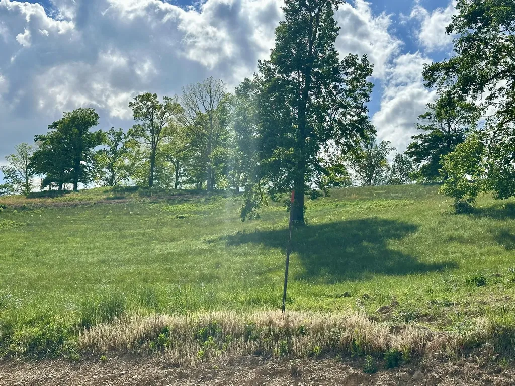 754 Pittsburg Landing London KY 40741