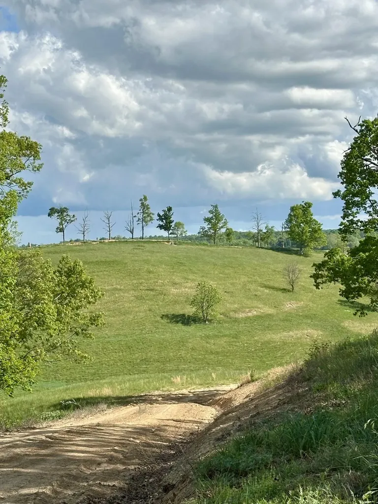 754 Pittsburg Landing London KY 40741