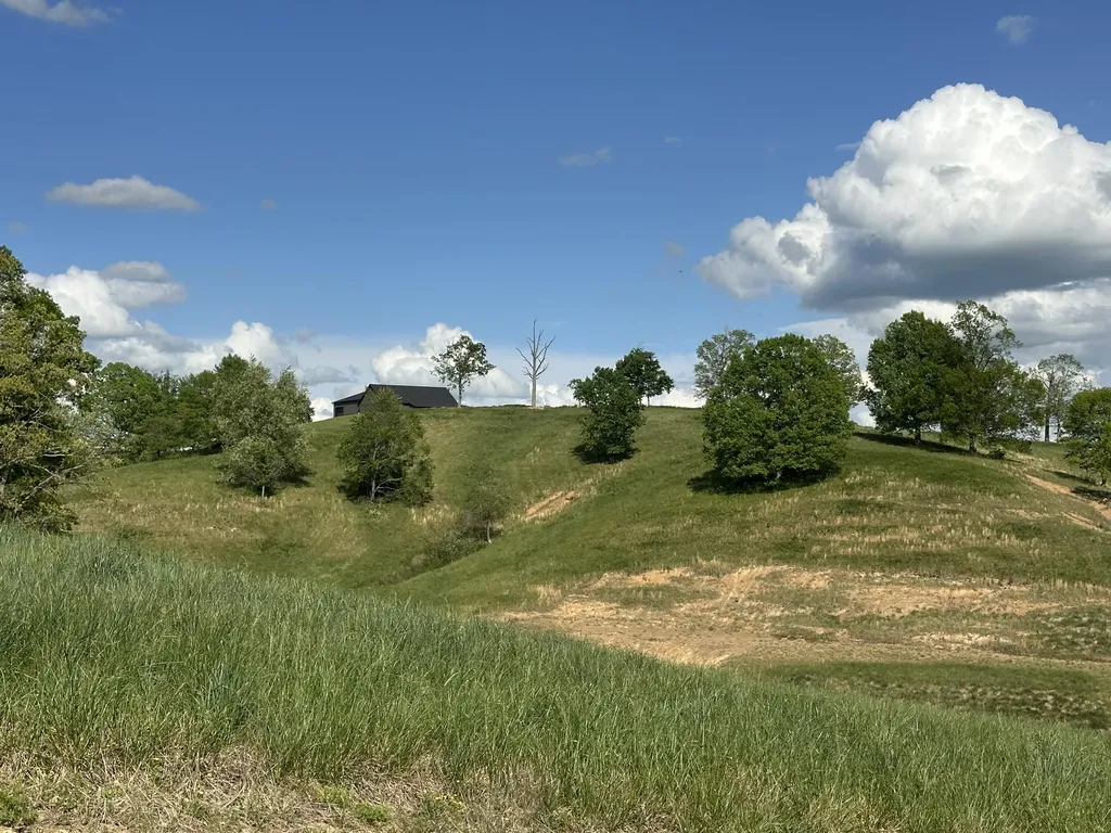 754 Pittsburg Landing London KY 40741