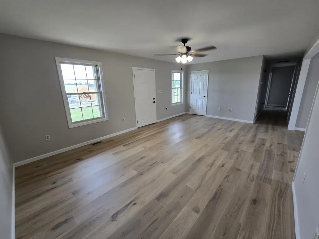 97 Boone Trail London KY 40744