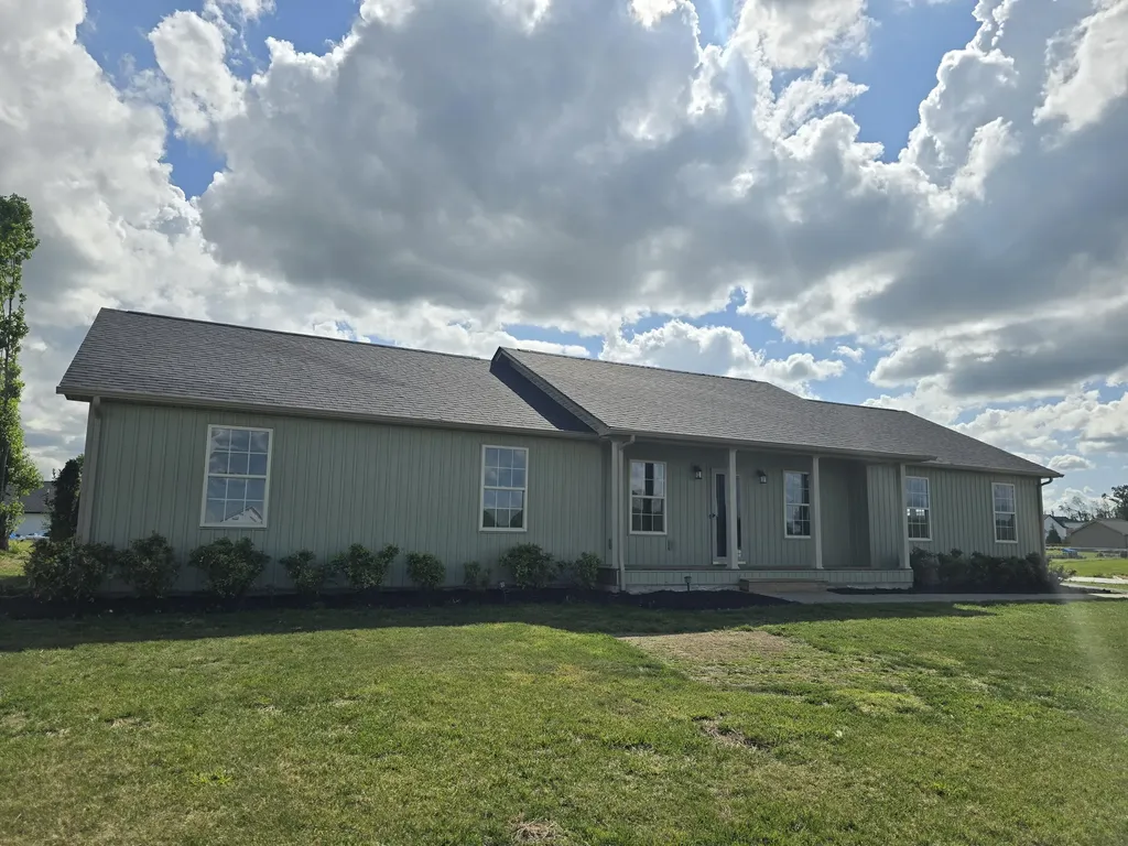 97 Boone Trail London KY 40744