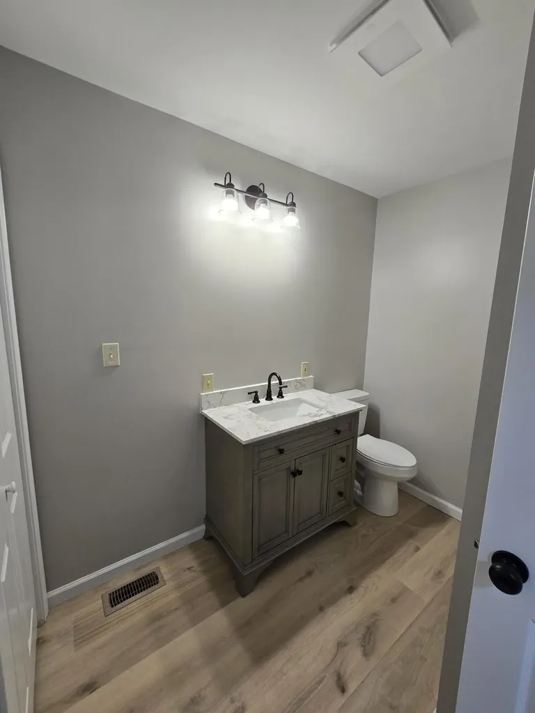97 Boone Trail London KY 40744