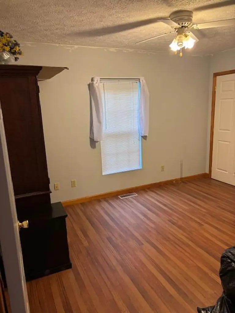 993 Lick Branch Road Carrie KY 41725