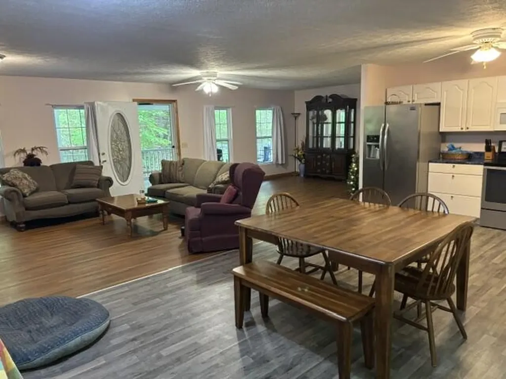 993 Lick Branch Road Carrie KY 41725