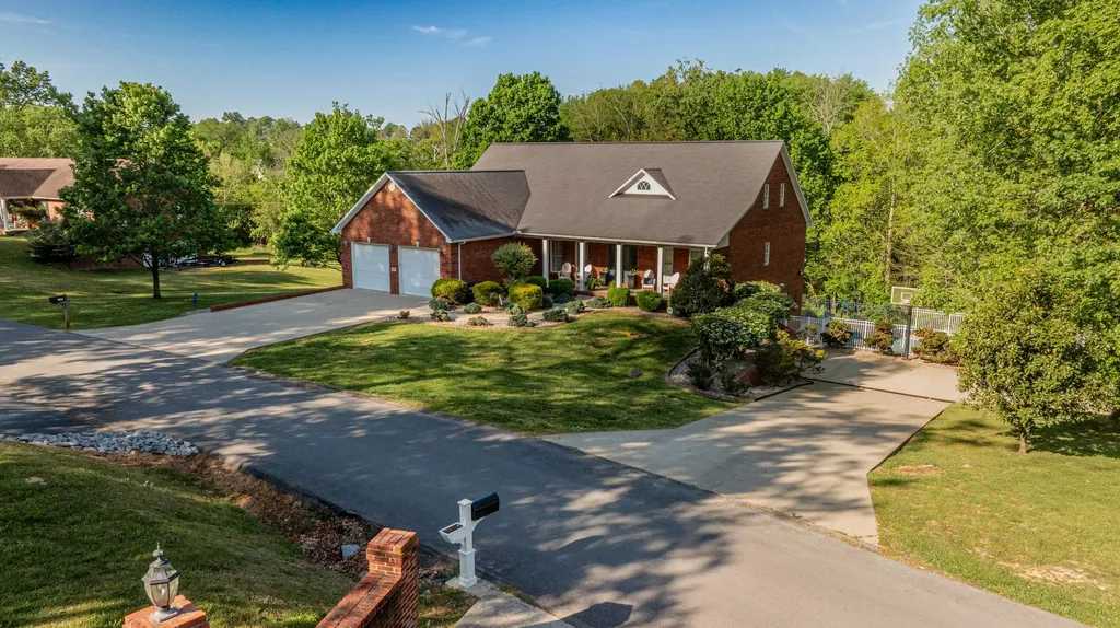 157 Derby Lane Columbia KY 42728