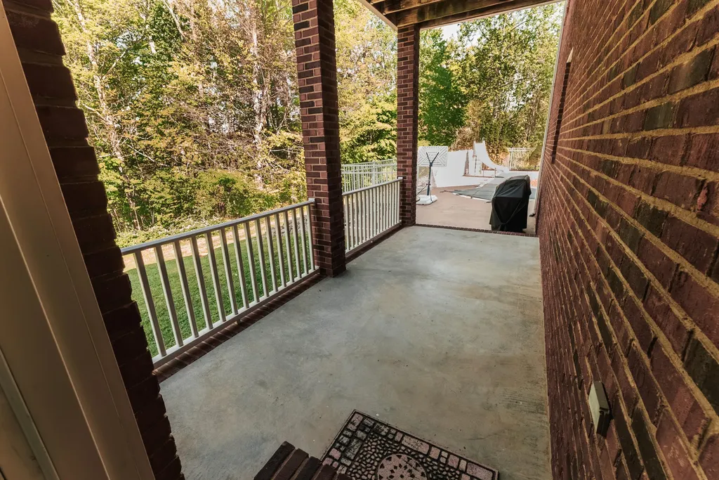 157 Derby Lane Columbia KY 42728