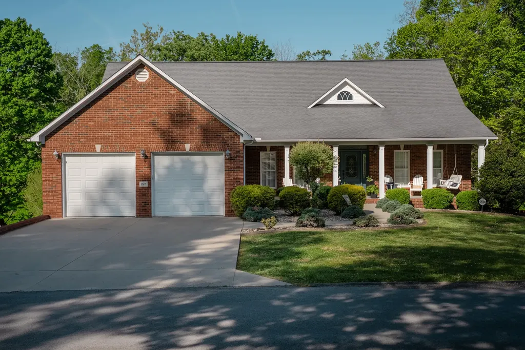 157 Derby Lane Columbia KY 42728