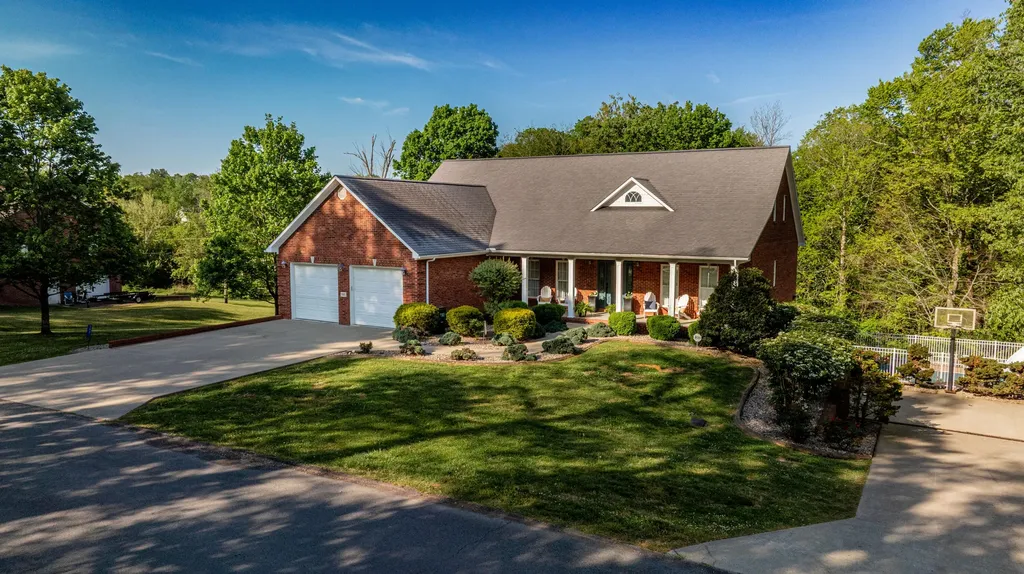 157 Derby Lane Columbia KY 42728