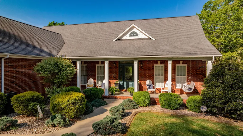 157 Derby Lane Columbia KY 42728