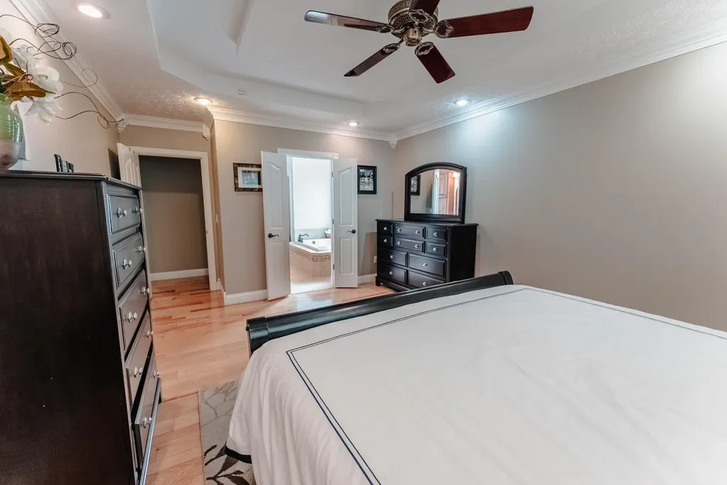 157 Derby Lane Columbia KY 42728
