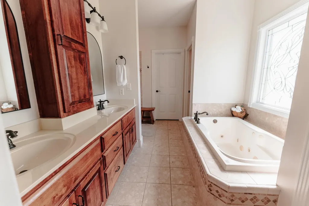 157 Derby Lane Columbia KY 42728