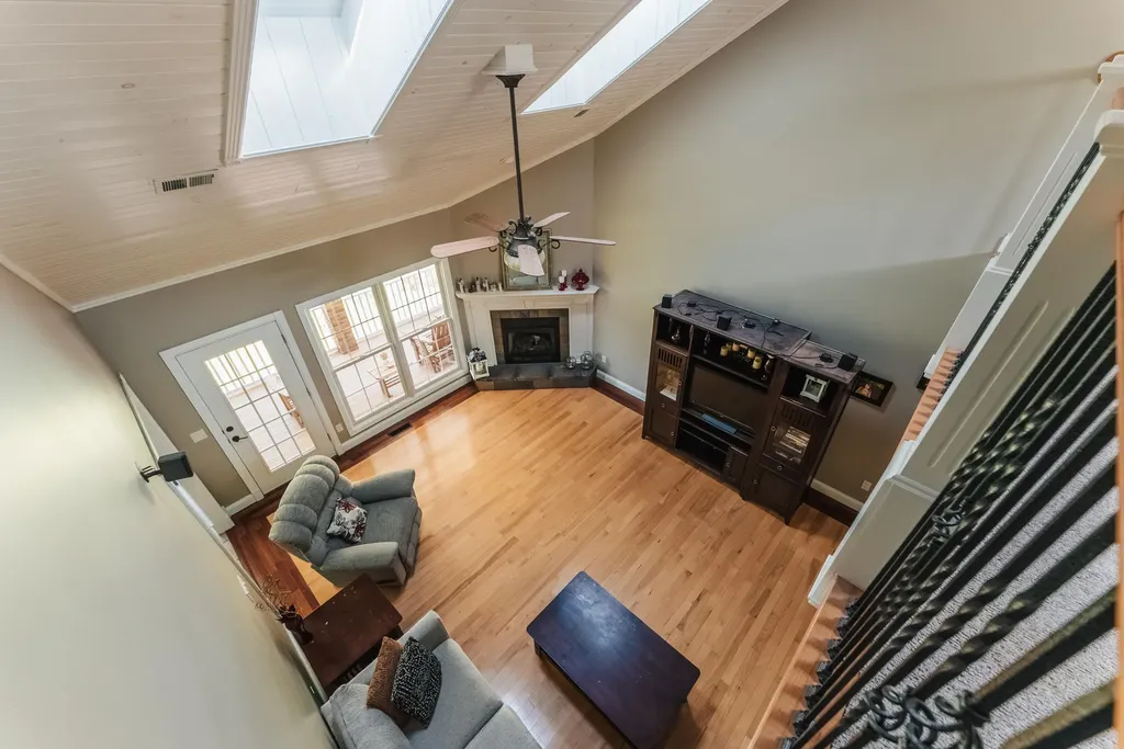 157 Derby Lane Columbia KY 42728
