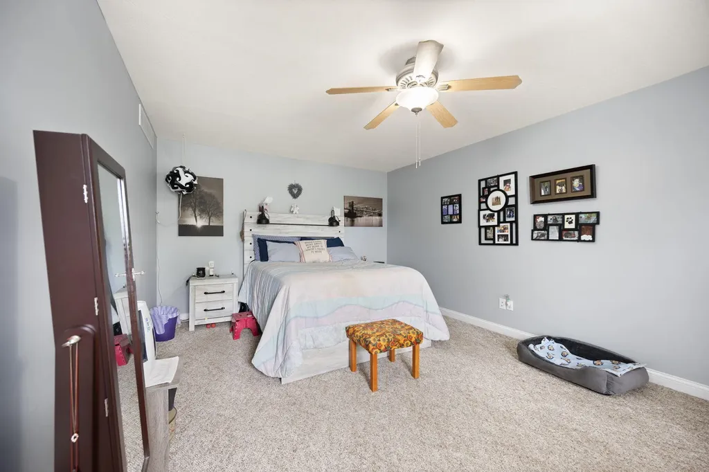 84 Elm Loop Hustonville KY 40437