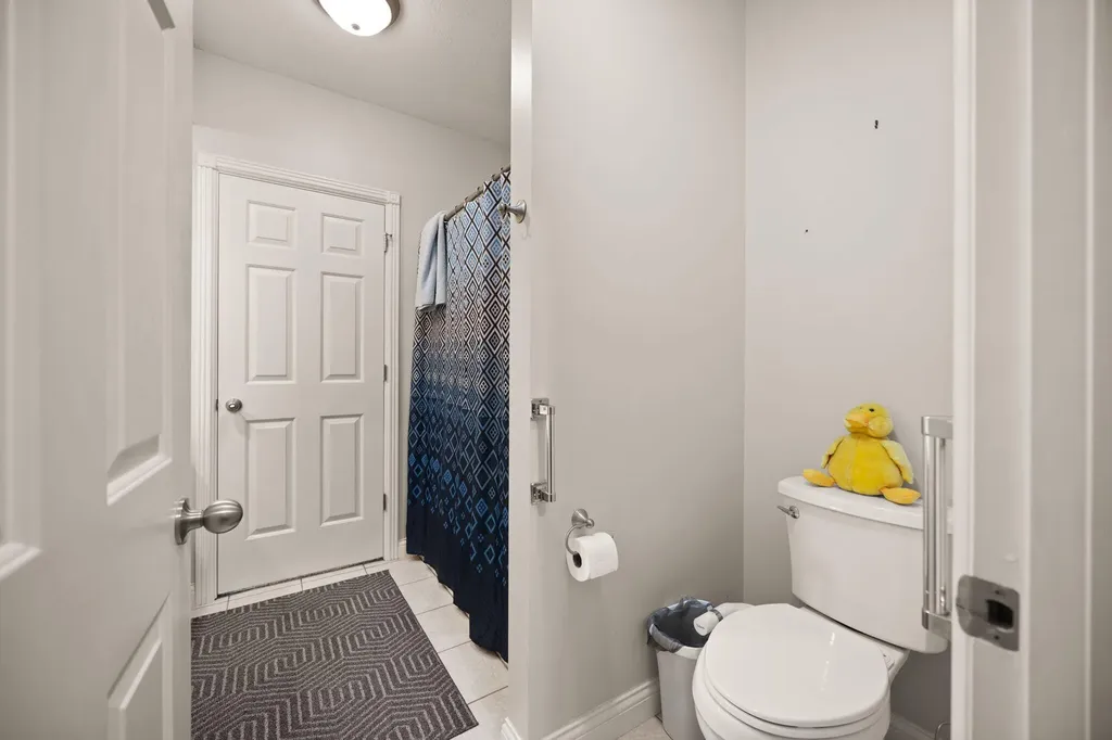 84 Elm Loop Hustonville KY 40437