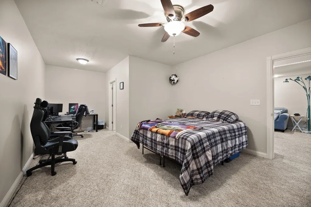 84 Elm Loop Hustonville KY 40437