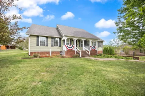 84 Elm Loop Hustonville KY 40437