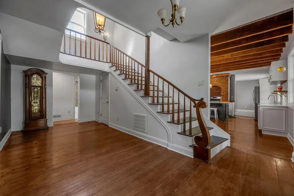6722 Athens Boonesboro Road Lexington KY 40509