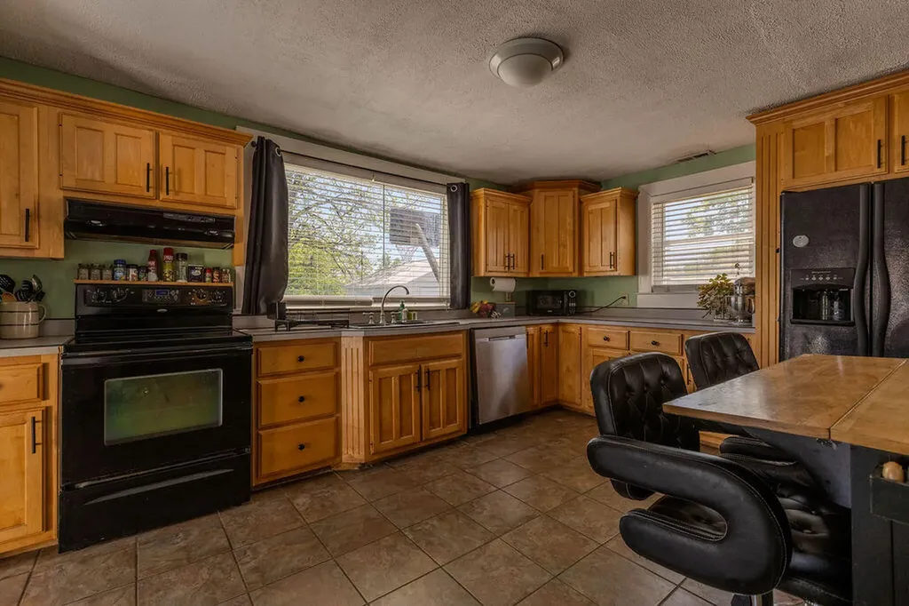 363 S Main Street Winchester KY 40391