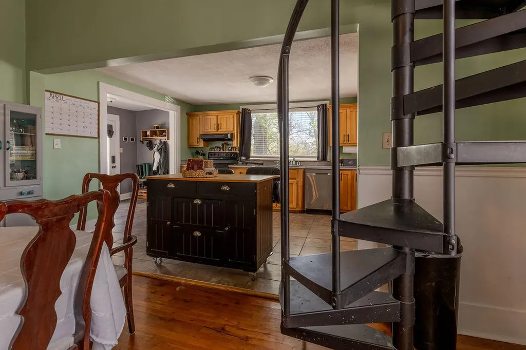 363 S Main Street Winchester KY 40391