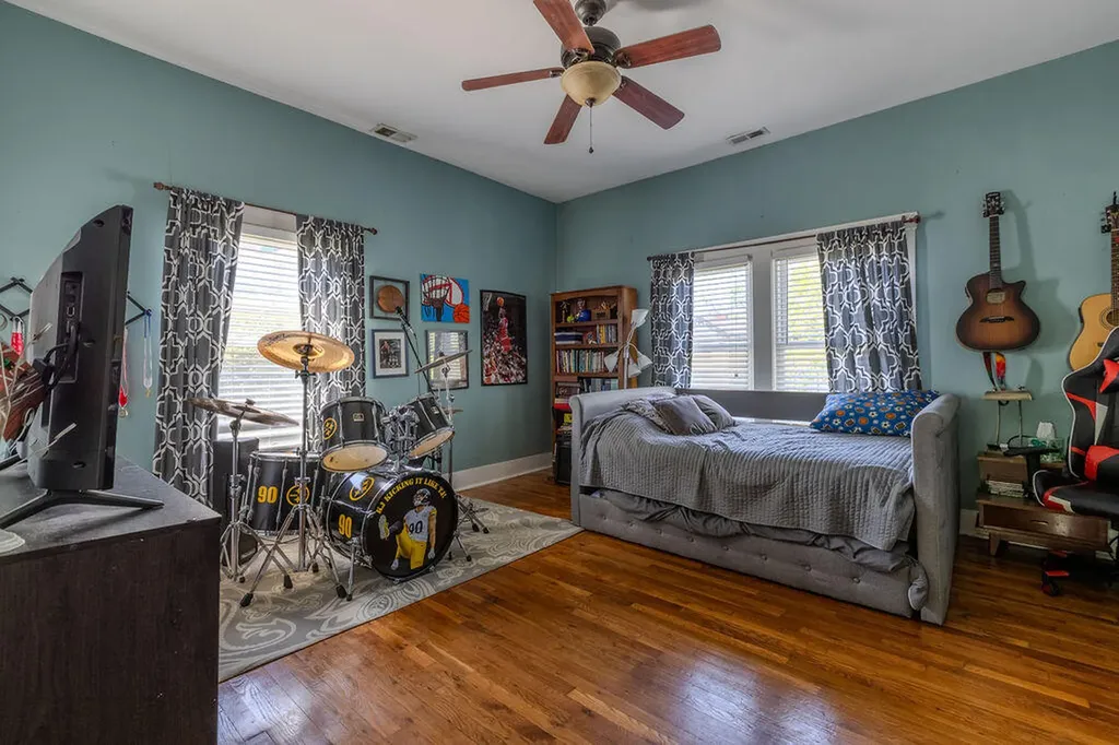 363 S Main Street Winchester KY 40391
