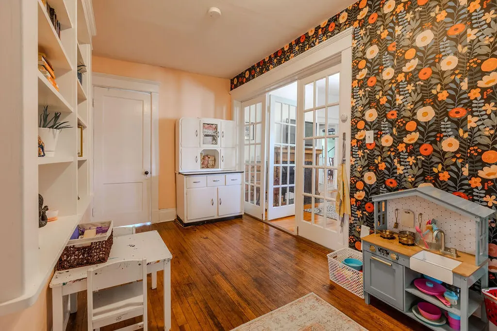 363 S Main Street Winchester KY 40391