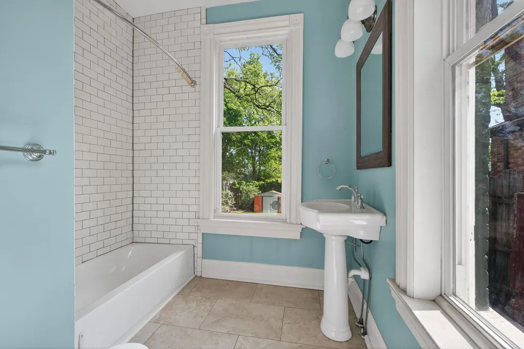 251 Rand Avenue Lexington KY 40508